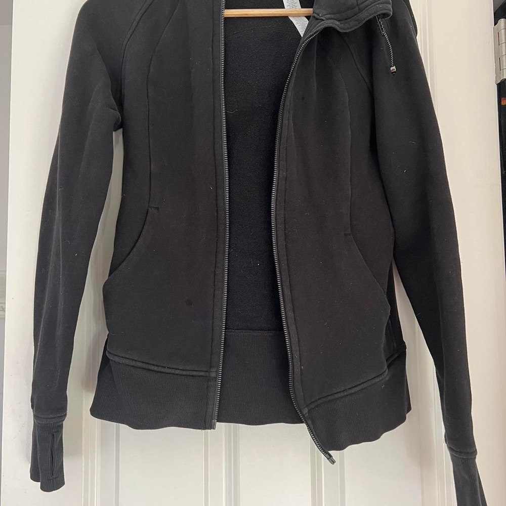 Lululemon scuba black hoodie barely